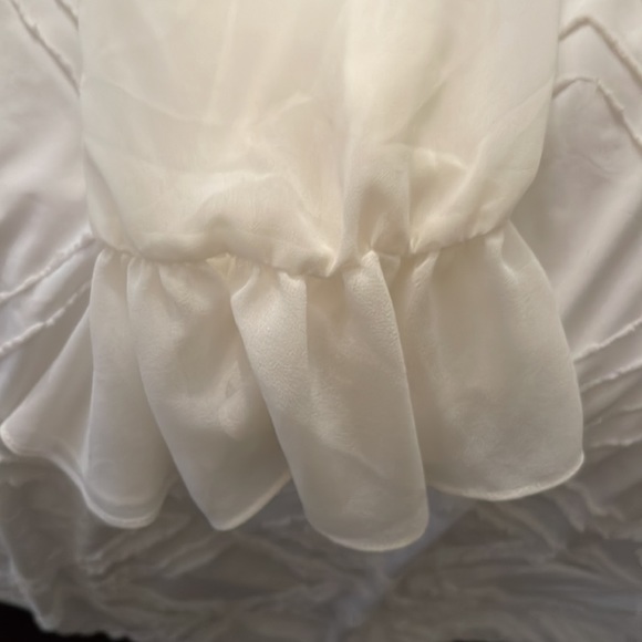 CECE Blouse with black ties size Large, lined. NWT - Picture 11 of 14